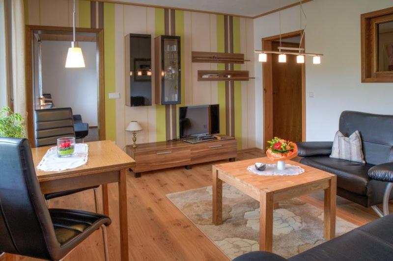 3 Sterne Ferienwohnung Pape 施马伦贝格 外观 照片